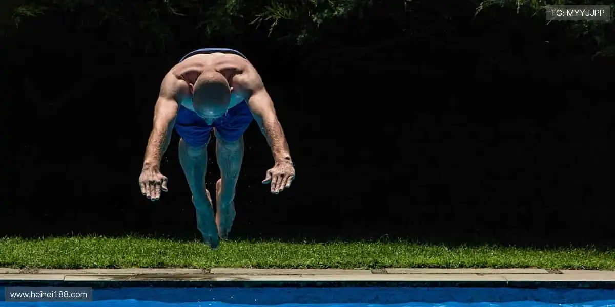 📺超清直播,同步赛场心跳!一键开启,精彩永不缺席🎯